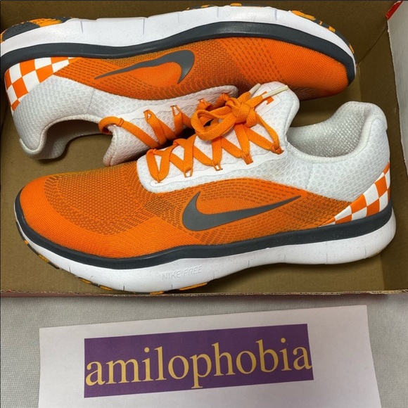 nike free trainer v7 tennessee